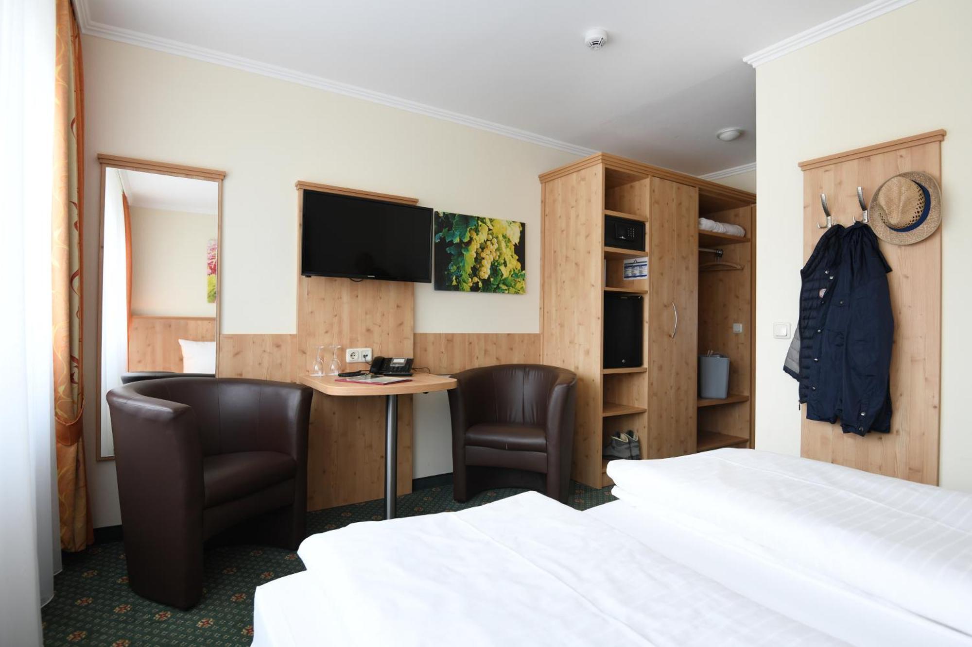Moselstern Parkhotel Kraehennest Löf Szoba fotó