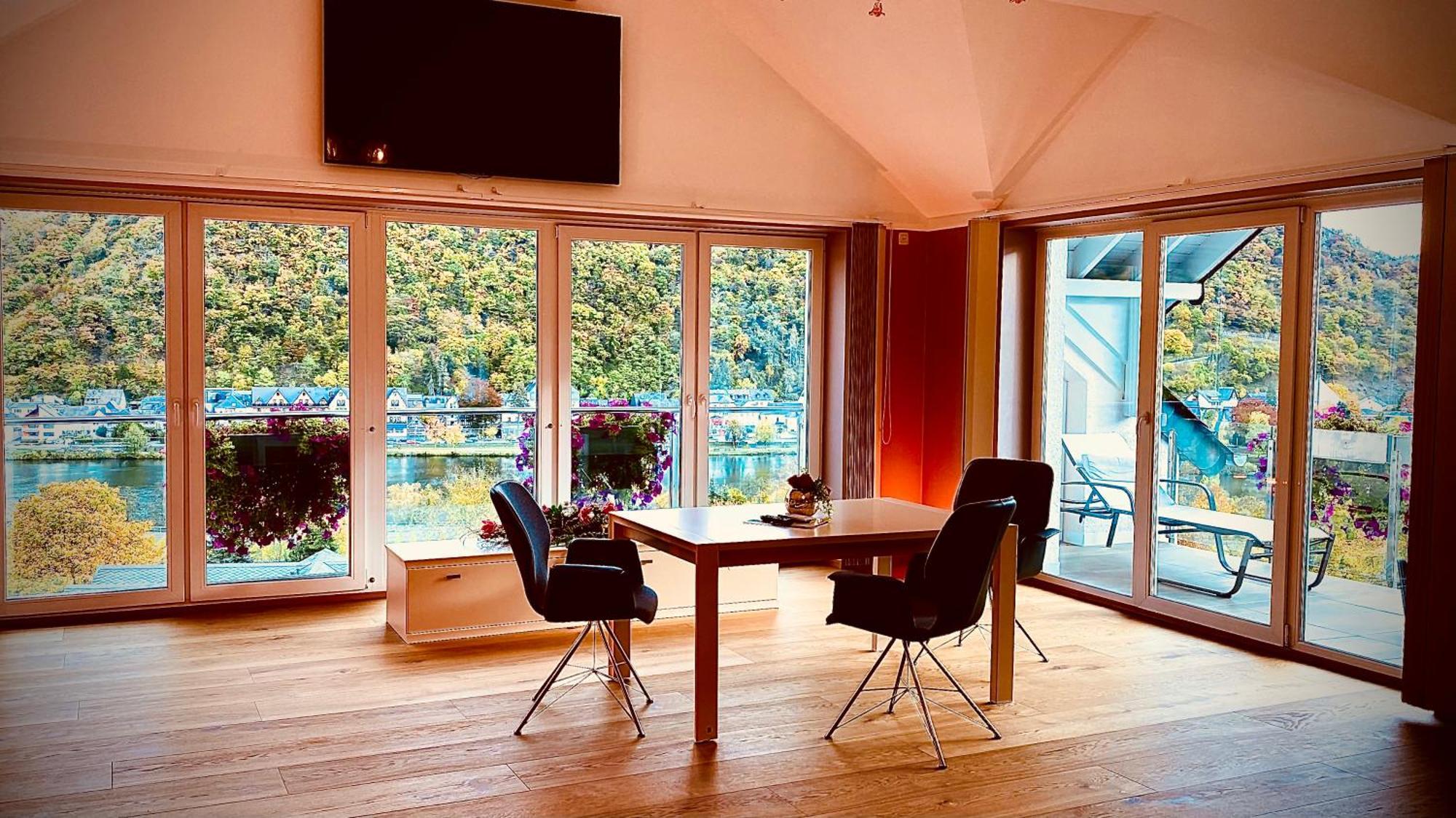 Moselstern Parkhotel Kraehennest Löf Szoba fotó